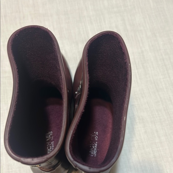 Michael Kors Lesley Elegant Burgundy Women's Rain Boots - Picture 7 of 7
